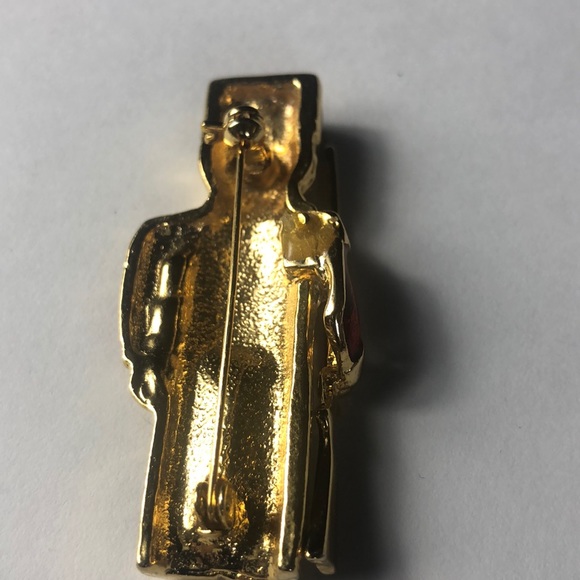 X-mas Christmas toy soldier brooch pin - Picture 3 of 3